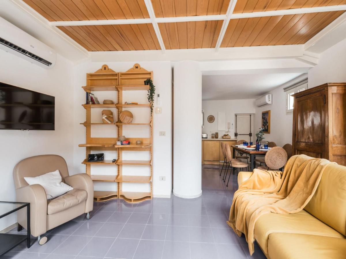 The Best Rent - Two-Bedroom Apartment With Terrace Near Trevi Fountain Rome Exterior photo