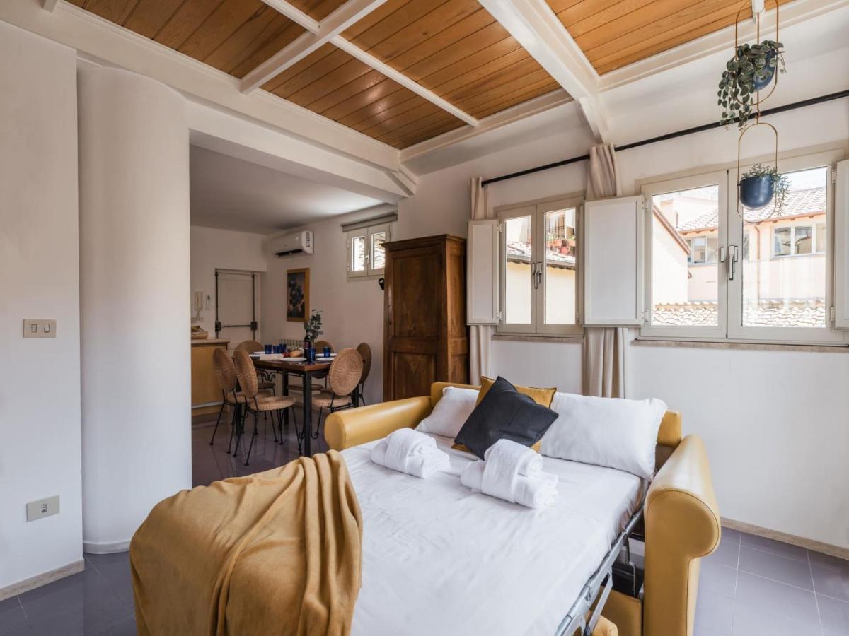 The Best Rent - Two-Bedroom Apartment With Terrace Near Trevi Fountain Rome Exterior photo