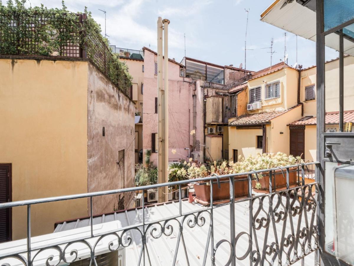 The Best Rent - Two-Bedroom Apartment With Terrace Near Trevi Fountain Rome Exterior photo